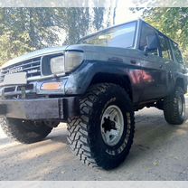 Toyota Land Cruiser Prado 2.4 AT, 1990, 150 000 км, с пробегом, цена 650 000 руб.