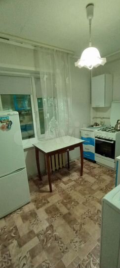 3-к. квартира, 60 м², 1/5 эт.