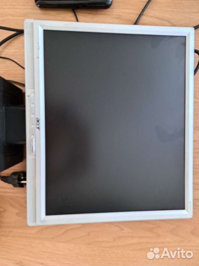 Монитор Aser 17