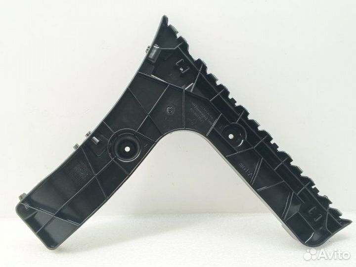 Кронштейн бампера задний левый Audi A6 C7 1.8 CYG