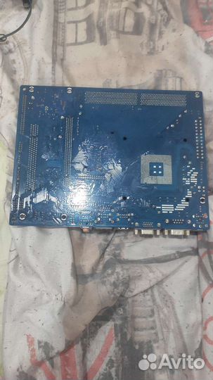 Материнская плата