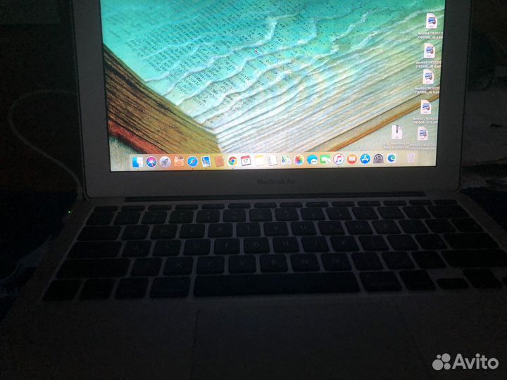 Ноутбук бу MacBook Air 2010г