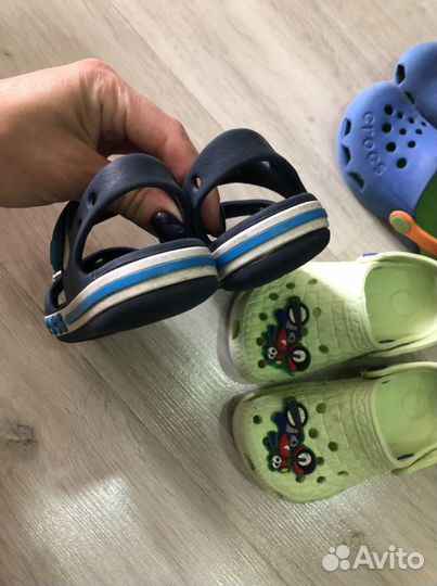 Сандали crocs размер 25