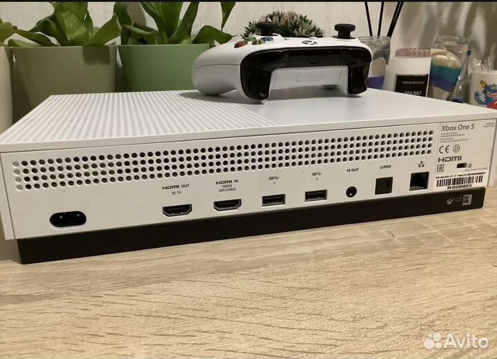 Xbox One s 1тб
