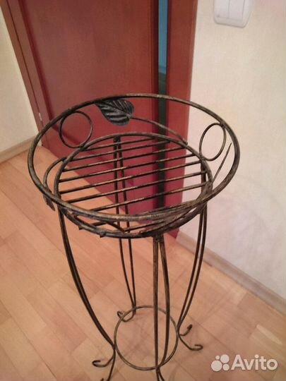 Подставка для цветов