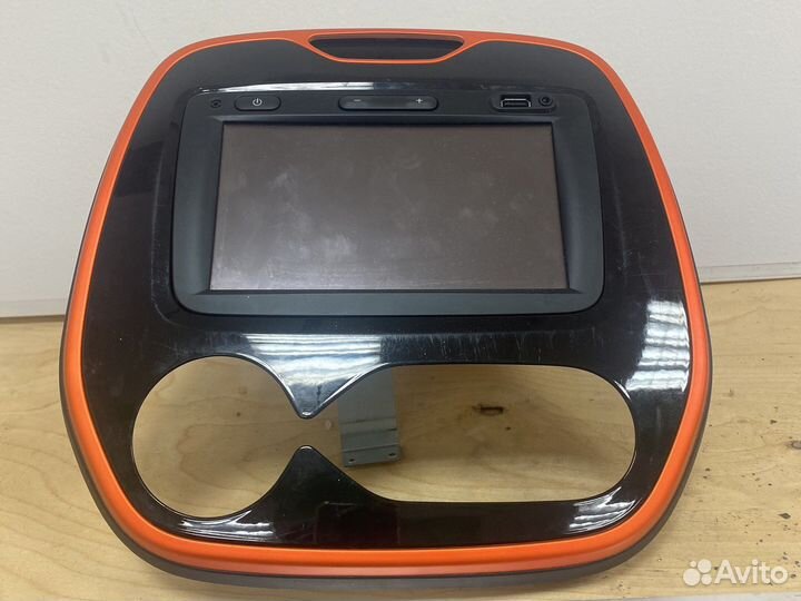 Штатная магнитола renaylt kaptur