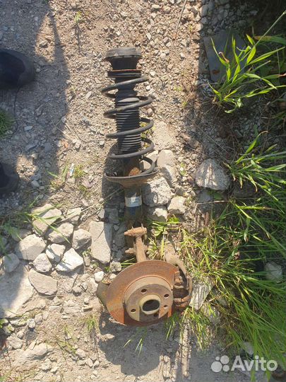 Передняя подвеска Volkswagen Golf 3 Vento