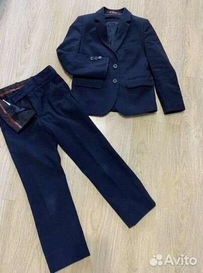 Школьный костюм