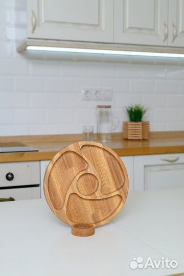 Деревянная менажница 