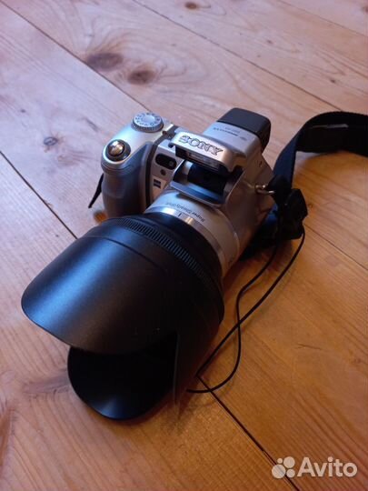 Фотоаппарат Sony DSC-H7