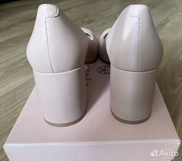 Туфли женские