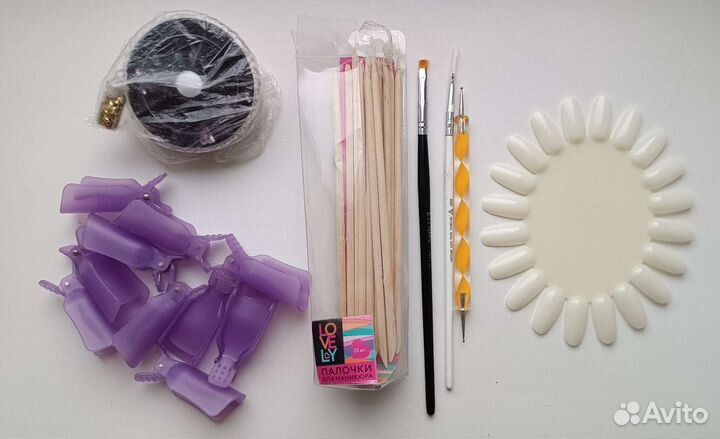 Ультрафиолетовая лампа для маникюра