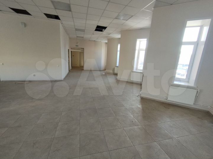 Свободного назначения, 330 м²