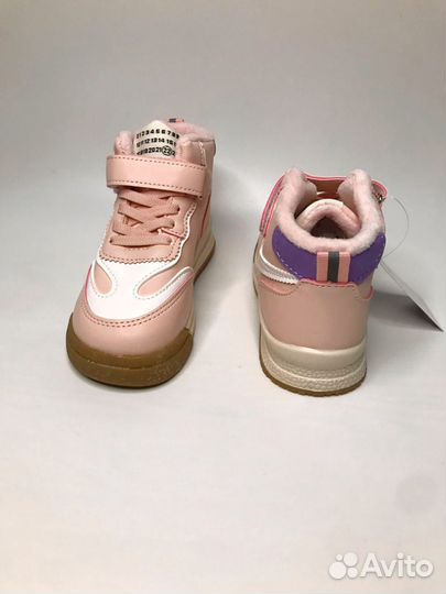 Ботинки для девочки