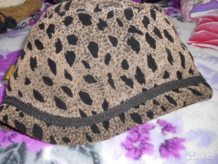 Элегантная женская шапочка