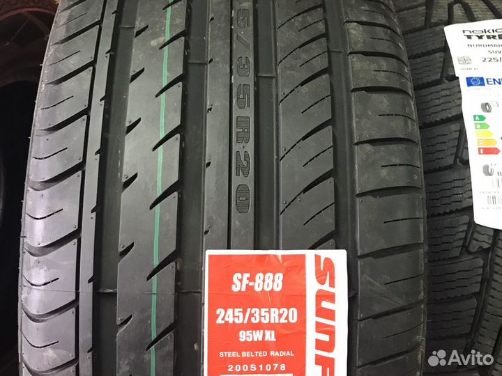 Sunfull SF-888 245/35 R20 95W