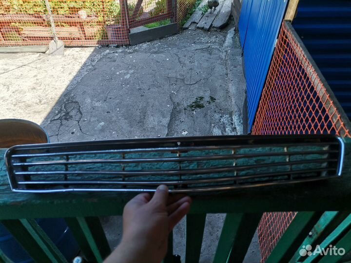 Решетка радиатора