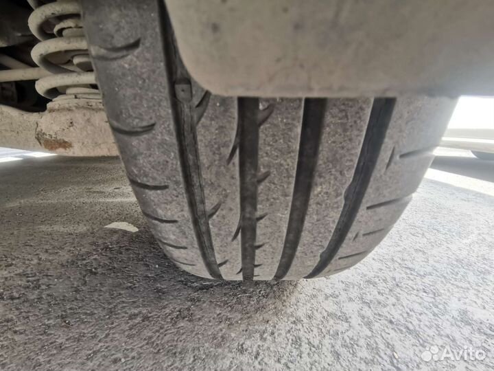 Nexen N8000 235/65 R17 104H