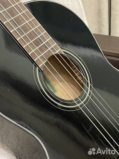 Классическая гитара yamaha c40