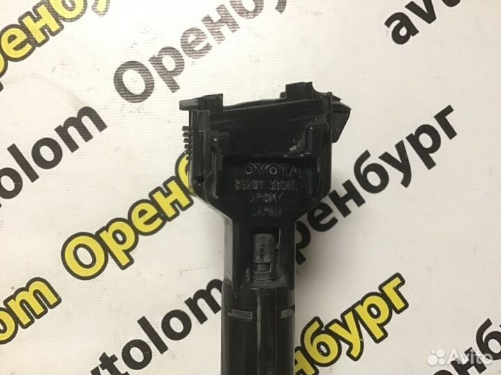 Форсунка омывателя фар правая Toyota Camry 50