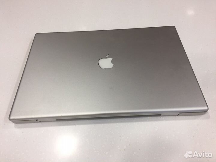 Apple MacBook Pro (17 дюймов конец 2009)