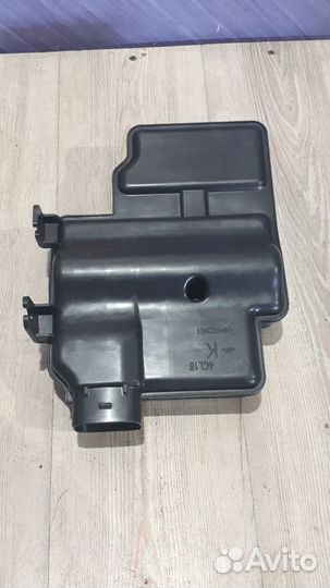 Резонатор воздушного фильтра Nissan X-trail T32