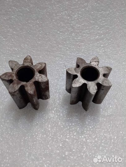 Шестерни масленного насоса