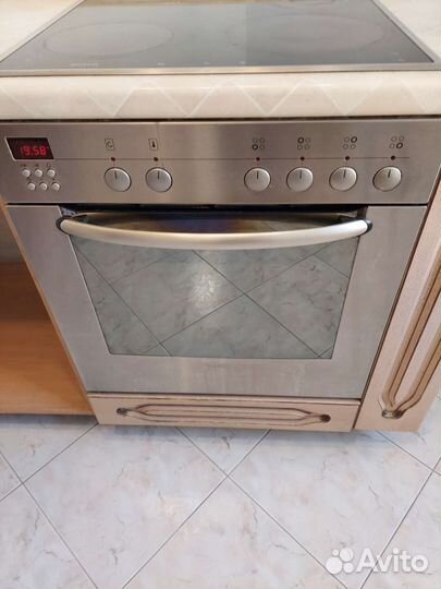 Плита электрическая бу с духовкой