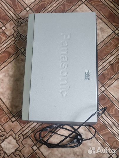 Видеомагнитофон panasonic