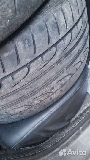 Dunlop SP Sport Maxx GT 275/40 R20 и 315/35 R20 110W