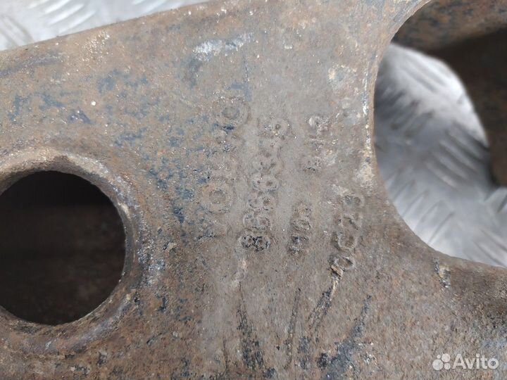 Рычаг задний нижний Volvo XC90