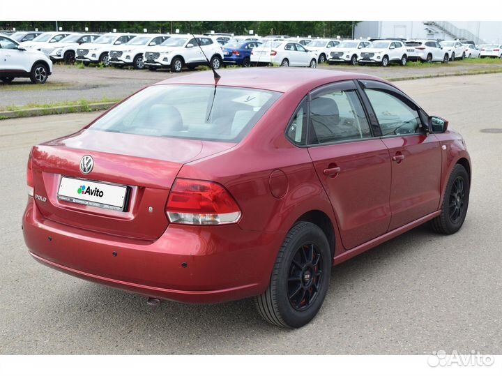 Volkswagen Polo 1.6 AT, 2011, 99 713 км