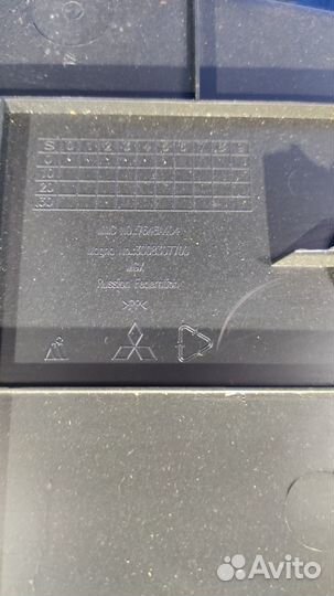 Б/У Б/У Ящик для инструментов Mitsubishi Outlander