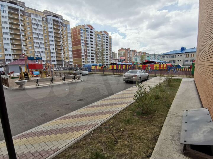 3-к. квартира, 84 м², 5/5 эт.