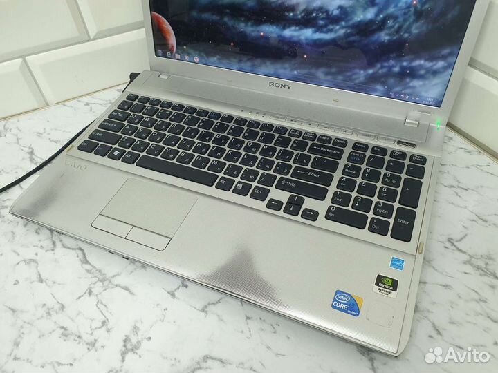 Ноутбук Sony Vaio Core i3