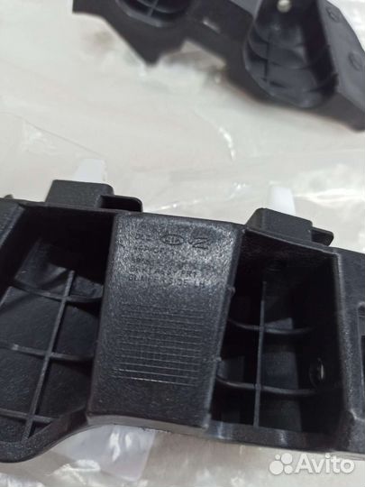 Крепление бампера Kia K5 оригинал