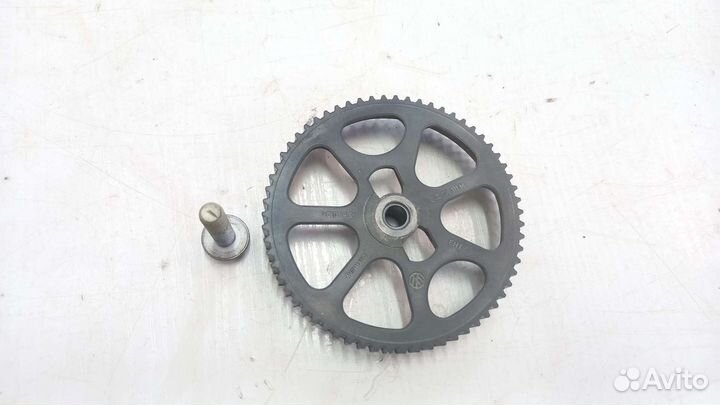 Шестерня привода помпы 1.4 CZD Volkswagen Tiguan 2