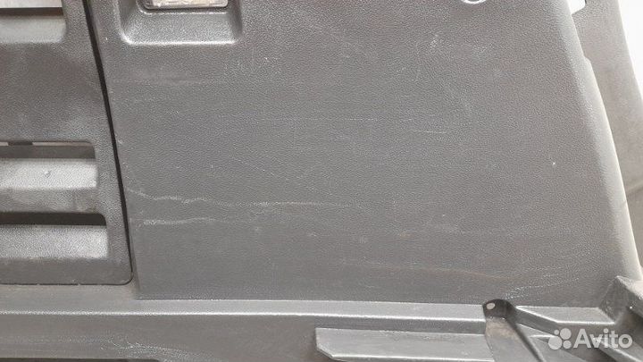 Обшивка багажника задняя левая Лада Х-Рей 1.8 мт