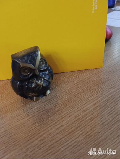 Сова бронзовая