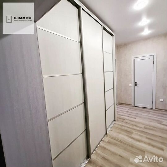 Шкаф купе встроенный