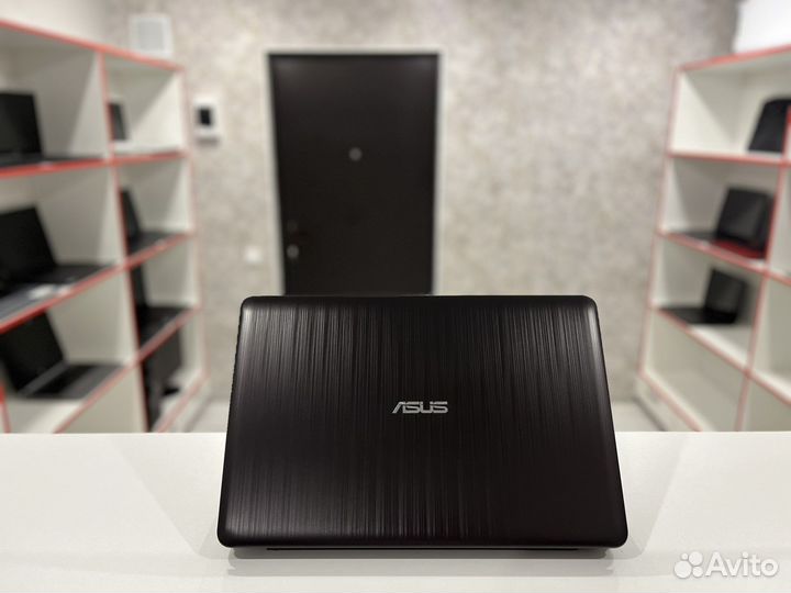 Игровой ноутбук Asus: Silver N5000/MX110/8гб/SSD