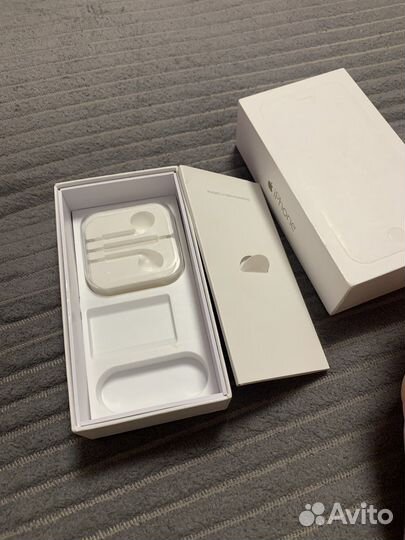 Коробка от iPhone 6