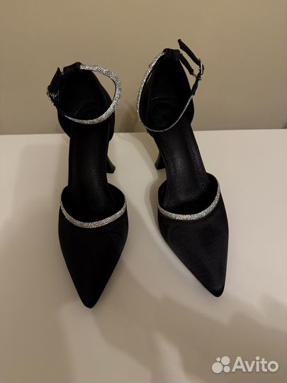 Туфли жеские со стразами