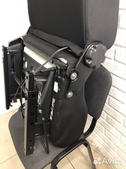 Комплект новых сидений на Ниву