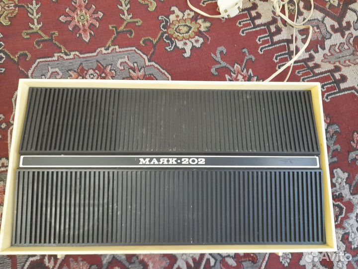 Радиоприемник трехпрограммный