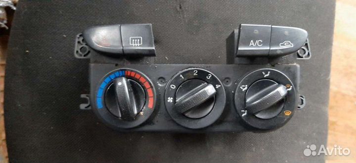 Блок управления климат-контролем Kia Sportage