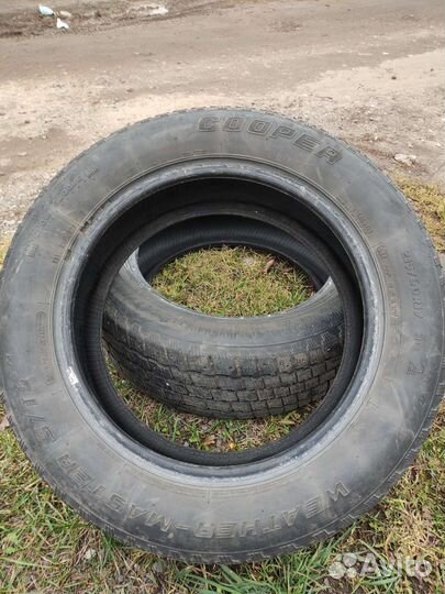 Cooper Weather-Master S/T 2 215/60 R17