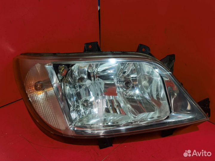 Фара правая с дхо Мерседес Спринтер Классик W909