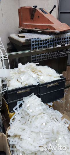 Вырубка кожи силикона паранита