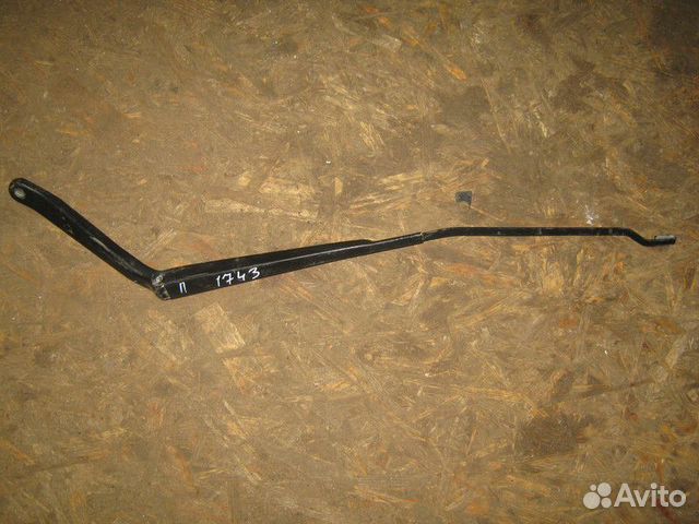 Поводок стеклоочистителя передний Ford Fusion